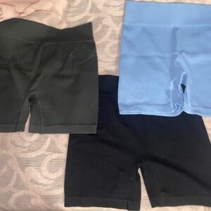 Athleta Black and Blue Athletic Shorts Moisture-Wicking Performance